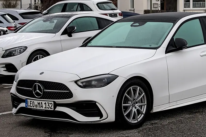 Mercedes-Benz C-Class — näidisauto