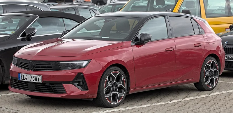 Opel Astra L — näidisauto