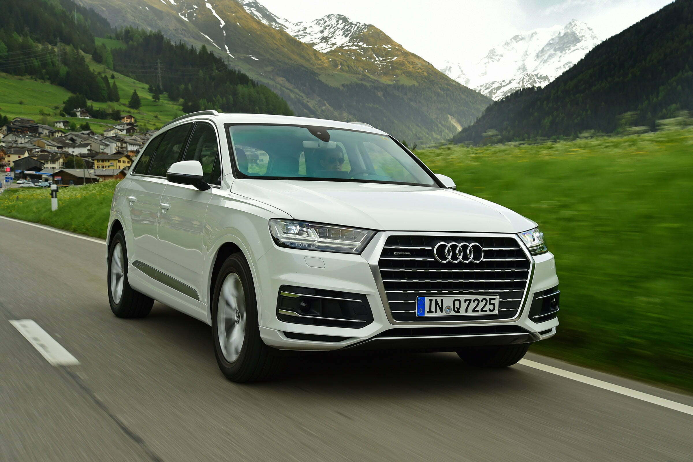 7 - 15 kõige ebatöökindlamat autot, mida sate osta- Audi Q7